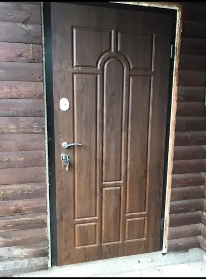 Магазин дверей та підлоги &laquo;TOP Doors&raquo;вхідні двері , міжкімнатні, плінтус, ролети, підлога, фурнітура