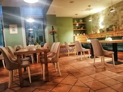 True Price на Театральній