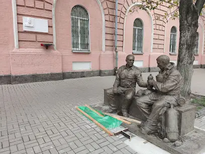 Пам'ятник пожежнику та поліцейському