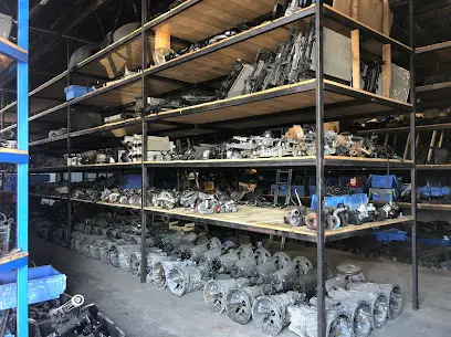 Запчастини до американських, німецьких та японських авто