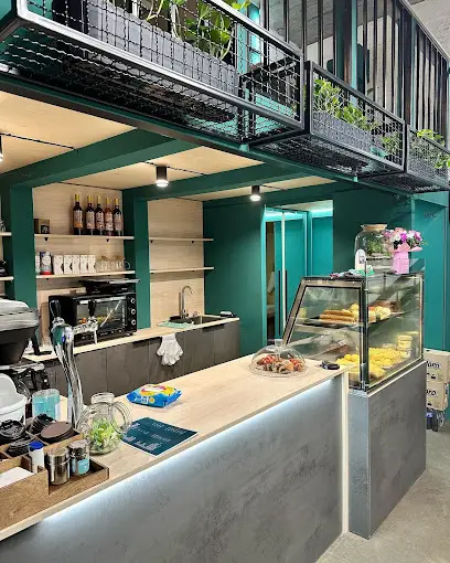 &laquo;Angel coffee&raquo; Кава, Десерти, Просеко, Устриці, Коктейлі