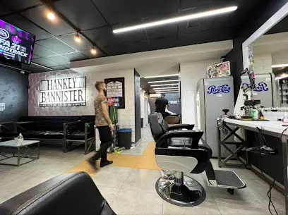 ЦирульниК Barbershop