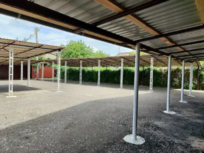 Крита автостоянка з охороною та відеоспостереженням