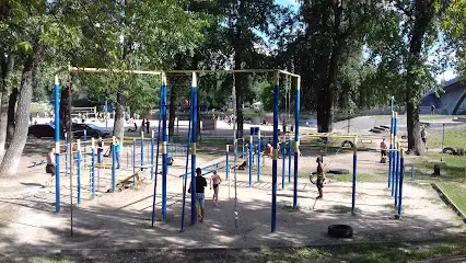 Гідропарк спортмайданчик