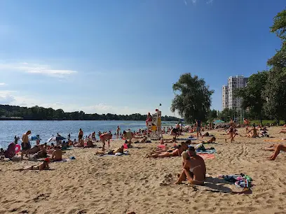 Пляж на Микільсько-Слобідській