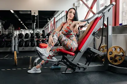 Фітнес тренер Аліна Спорт зал