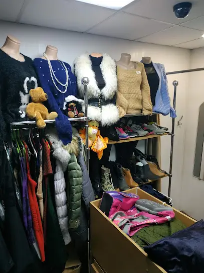 Магазин одягу "Моя Велика Шафа" (комісійний)