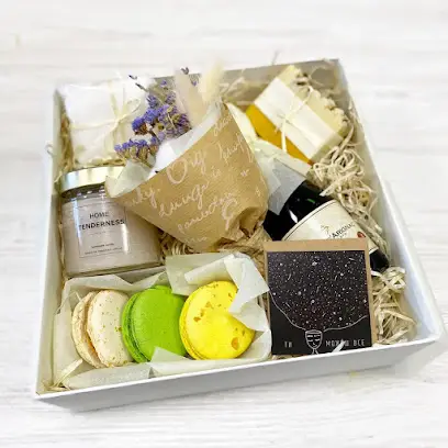 Майстерня подарунків ХЕПІ ФЕЙС (WOW BOX набори)