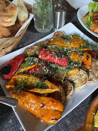 Людне Місце