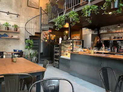 BALC&Oacute;NE COFFEE BAR