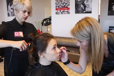 Школа професійної майстерності перукарів Дюденко