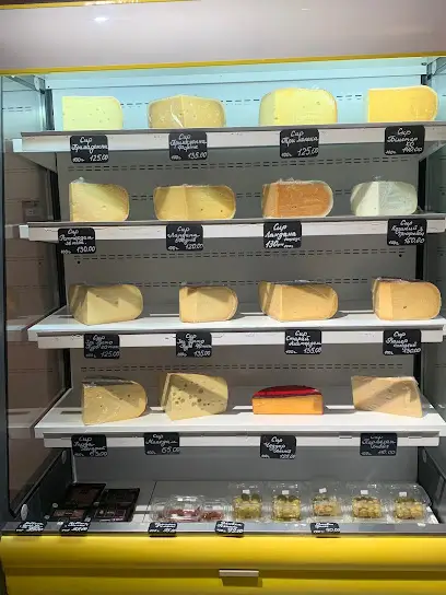 Paradise Сир та Вино