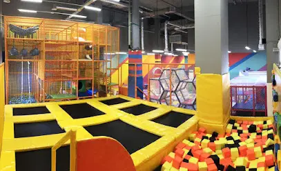 PLAY&JUMP KIDS PARK