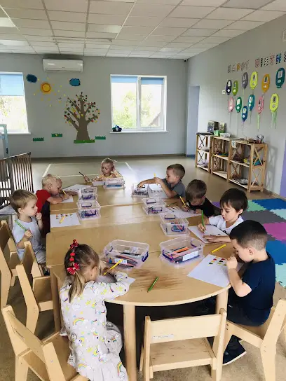 Еко-садок M'Andryk Садова (маємо побудоване укриття та генератор)