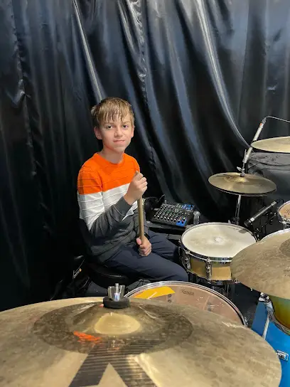 Музична школа "BREVIS"