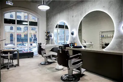 BACKSTAGE CHORNOVOLA