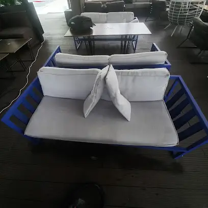 Хімчистка м'яких меблів Чистохаб