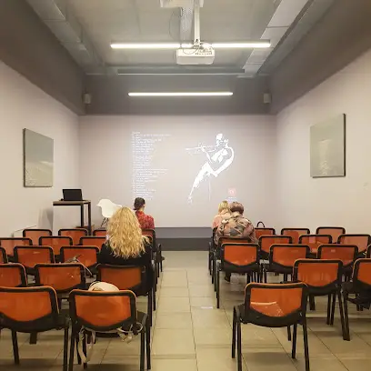 &laquo;MAIN HALL&raquo;