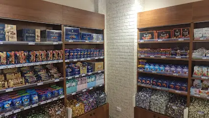 Millennium фірмовий магазин