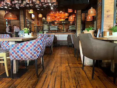 Хачапурі та вино