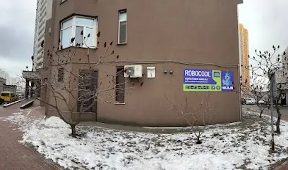 Robocode Позняки - культова школа робототехніки та програмування