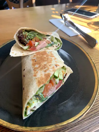 Lampara, Family & Friends cafe