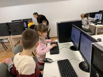 SkillEd - Дитяча Комп'ютерна Школа