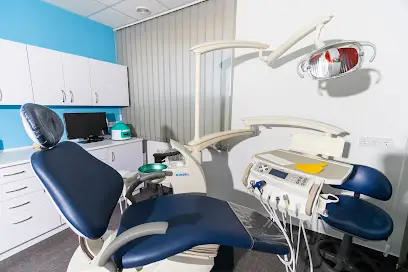 Стоматологія "Оксфорд Медікал" на Позняках