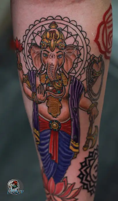 Tattoo studio Young Moon пірсинг та татуювання