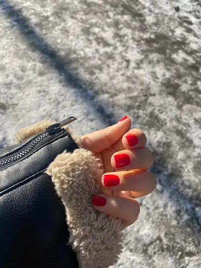 Майстер манікюру