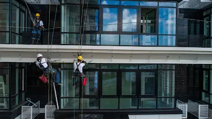 Висотні роботи, миття вікон, ремонт покрівлі, утеплення та ремонт фасадів від компанії ТОВ "Альпіністи Києва"