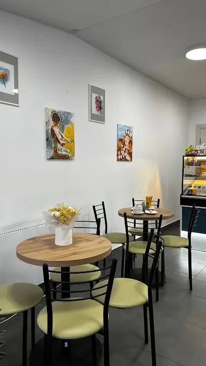 Кав'ярня "Хюґе"