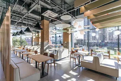 Пузата Хата