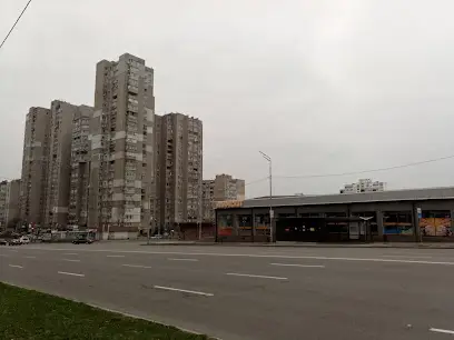 ст. м. Харківська