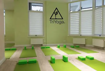 TriYoga студия йоги