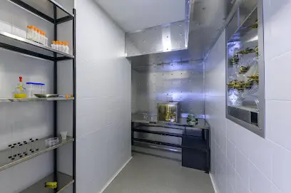 Замкнені. Se7en, Зона 51: лабораторія, Конспіративна квартира