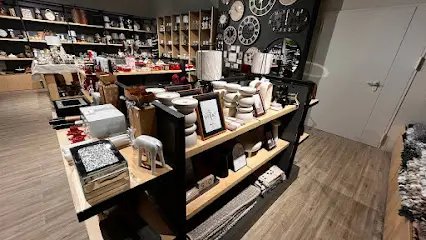 Магазин меблів "MARGO"