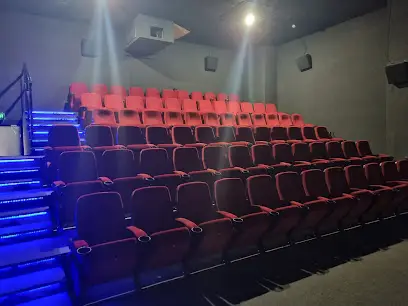 Кинотеатр Блокбастер