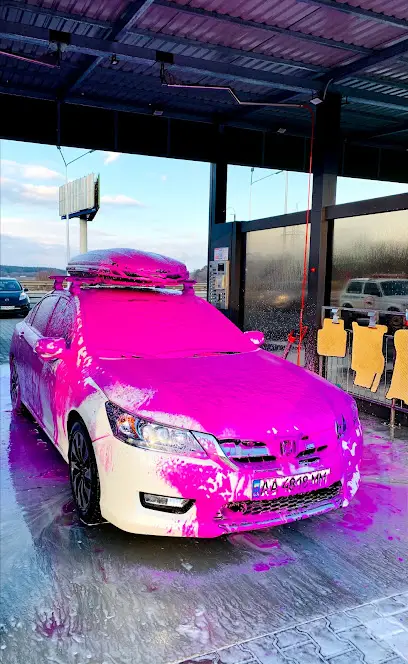 LuxWash - Автомийка самообслуговування, RoboWash, Стоянка