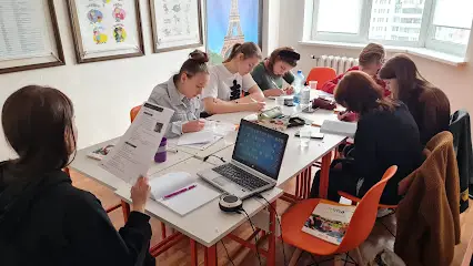 ExtraEducation - центр іноземних мов (курси англійської, німецької, іспанської мов, Позняки)