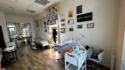 Студія краси: нарощення вій, перманент, брови | Студия красоты: наращивание ресниц, губы