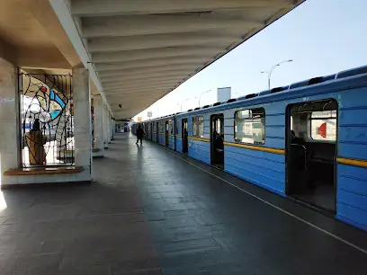 ст.м. Лесная / ст.м. Лісова