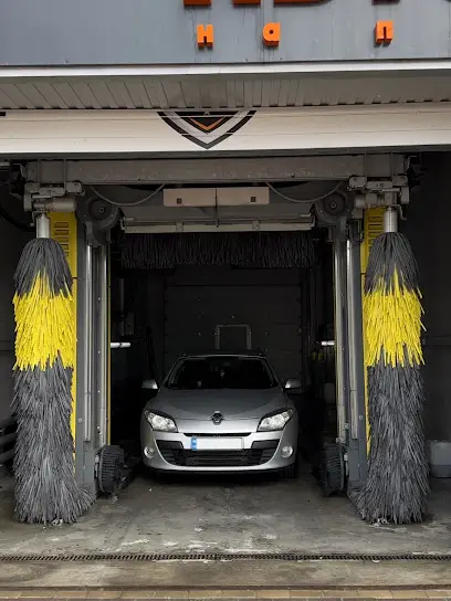 3D Автомийка на Почайній