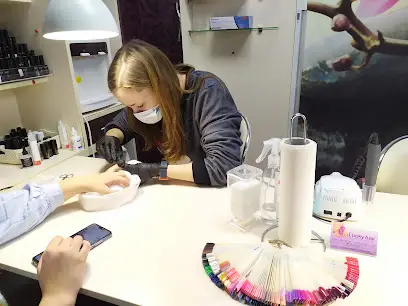 Маникюр-студия "Lucky Лак"