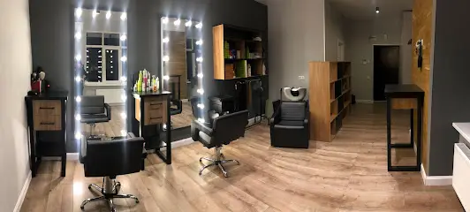 Студія волосся Mane Hair Studio