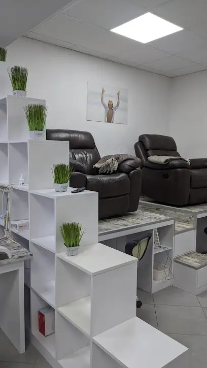 NAIL manufactura маникюр Вишгород