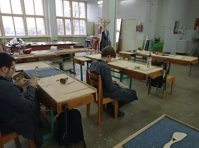 Київське вище професійне училище деревообробки