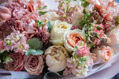 Ameli Flowers | Квіти, букети, коробки з квітами | Київ, Осокорки