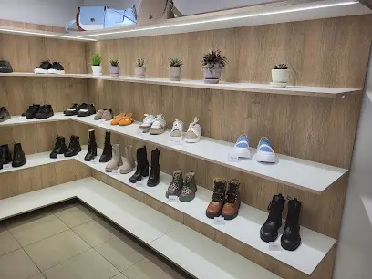 Ательє шоурум взуття Roshchenko