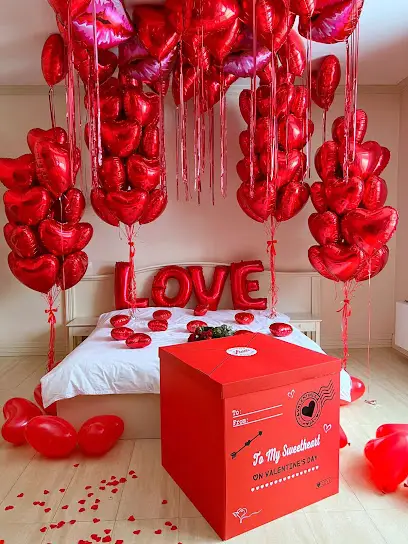 Святкова Планета- гелиевые шарики, игрушки, упаковка подарков